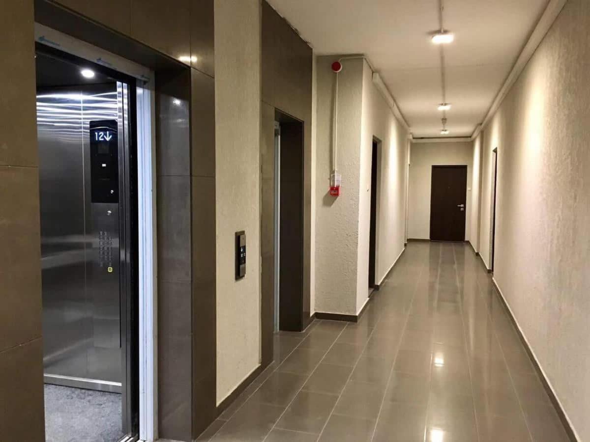 Ameri Plaza Apartment *